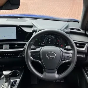 2023 Lexus UX 250h F-Sport 5-door Hybrid - Image 6