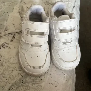 toddler size 6 - Image 2