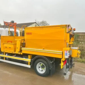 2021 ISUZU FORWARD N75.190 PHOENIX TWIN AUGER HOTBOX 7.5 TON - Image 5