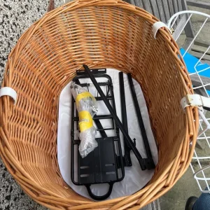 Pet carrier and rear carrier - Image 3