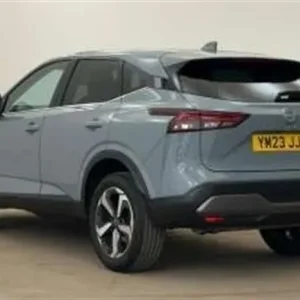 2023 Nissan Qashqai 1.3 DIG-T Mild Hybrid 5-door Hatchback - Image 3