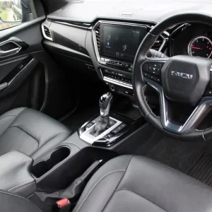 2022 Isuzu D-Max V-Cross DCB Pick-Up Diesel Automatic - Image 6