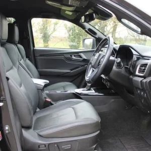 2022 Isuzu D-Max V-Cross DCB Pick-Up Diesel Automatic - Image 7