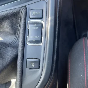 2016 BMW 320i X-Drive - Image 6