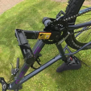 Carrera Vengeance Unisex Mountain Bike - Image 3