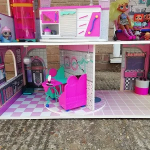 large wooden LOL dolls house with accessories - Image 8