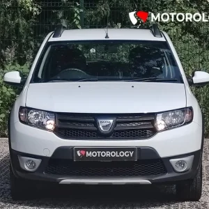 2015 Dacia Sandero Stepway 0.9 TCe Ambiance Hatchback - Image 6