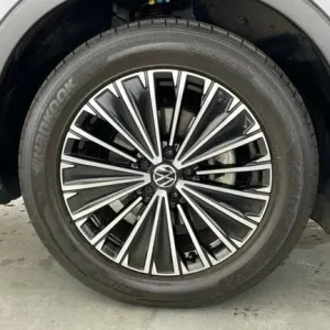 2024 Volkswagen Tiguan 1.5 eTSI Life DSG Hybrid Estate - Image 5