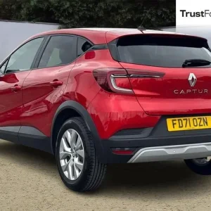 2022 Renault Captur 1.0 TCE 90 Iconic 5-door manual hatchback - Image 2