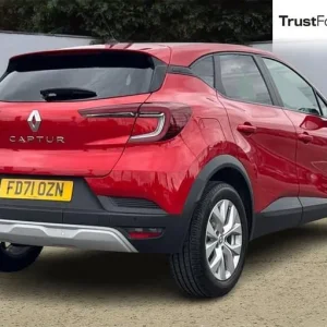 2022 Renault Captur 1.0 TCE 90 Iconic 5-door manual hatchback - Image 4