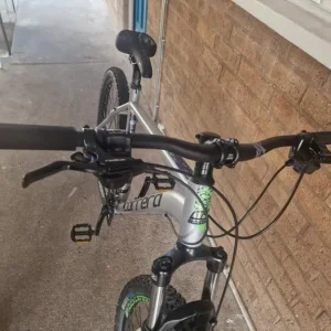 Carrera Valour mountain bike - Image 6