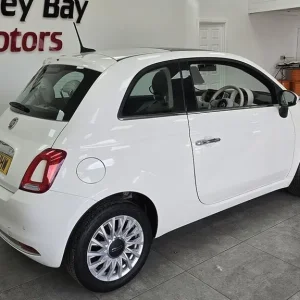 2018 Fiat 500 Lounge Hatchback - Image 3