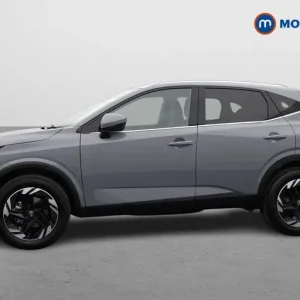 2025 Nissan Qashqai 1.3 DiG-T MH 158 N-Connecta 5dr Xtronic SUV Petrol Automatic - Image 4