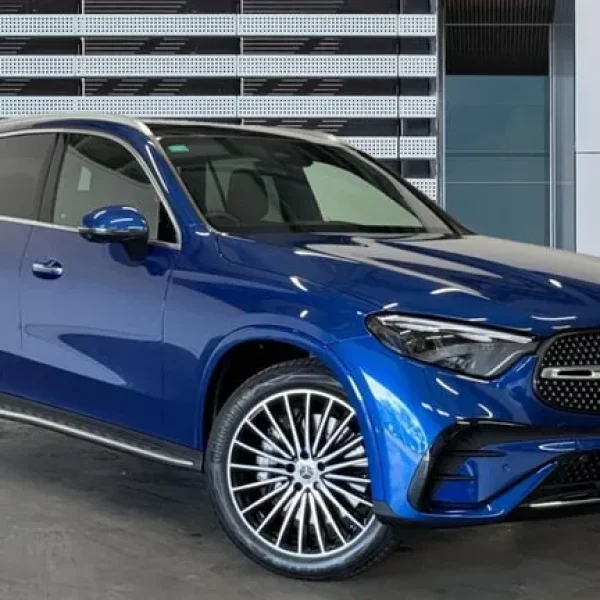 2023 Mercedes-Benz GLC 300 4Matic AMG Line Premium Plus Estate