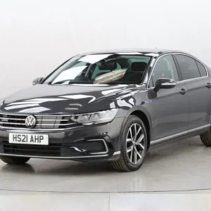 2021 Volkswagen Passat 1.4 TSI Plug-in Hybrid - Image 5