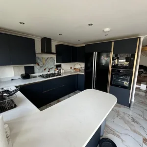 Rooms to let | all bills included - Image 5