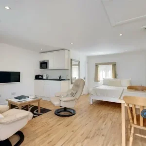 Studio flat in Great Yeldham, grantown-on-spey, Highland - Image 3