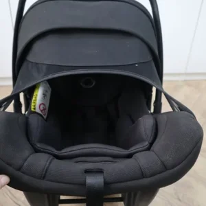 Bugaboo Turtle Air by Nuna with Isofix Base - Image 4