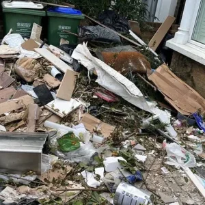 House clearances and rubbish removal - Image 4