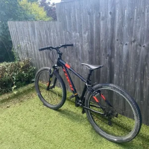 Trek Marlin 4 Mountain Bike - Image 3