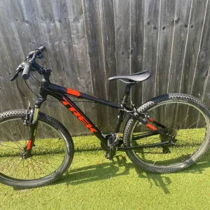 Trek Marlin 4 Mountain Bike