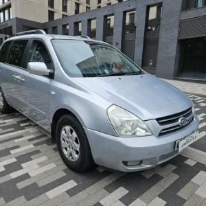 Kia Sedona 2.9 CRDi 5 Door Automatic 7 Seat - Image 2