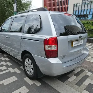Kia Sedona 2.9 CRDi 5 Door Automatic 7 Seat - Image 3