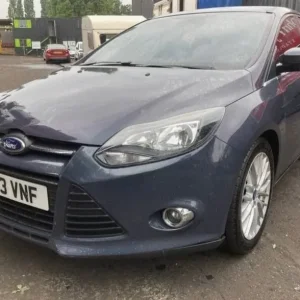 Ford Focus 5-door hatchback 2013 manual - Image 2