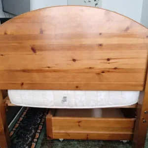Solid pine storage bed - Image 2