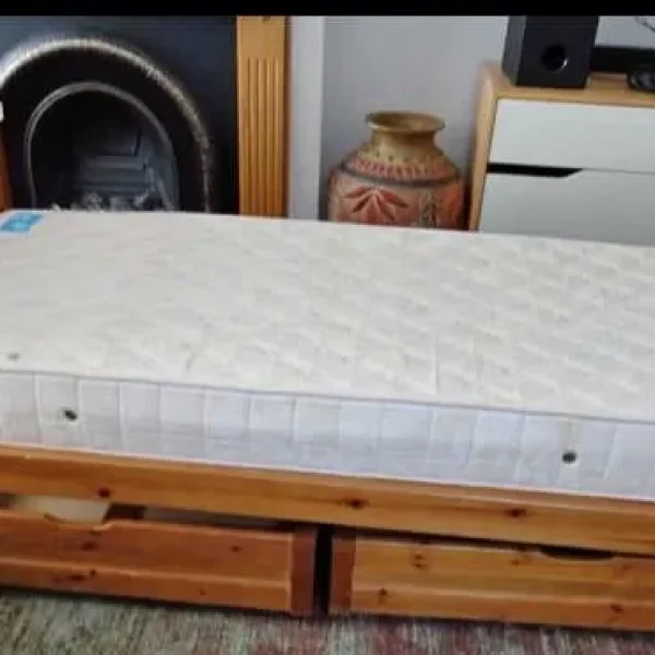 Solid pine storage bed