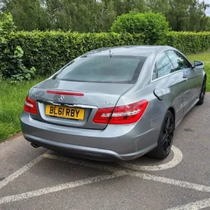 Mercedes-Benz E-Class Coupe 2012, 2-door, semi-auto - Image 2