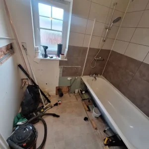 Bathroom Renovation & Tiling - Image 7