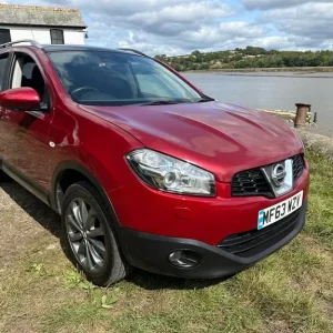 2013 Nissan Qashqai 1.5 dCi Tekna 5-door hatchback - Image 2