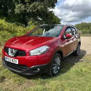 2013 Nissan Qashqai 1.5 dCi Tekna 5-door hatchback - Image 4