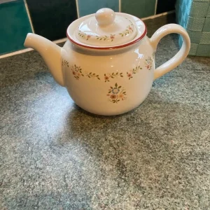 Bone china Tea set
