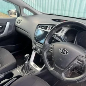 2016 KIA CEED SR7 1.4 CRDi - Image 6