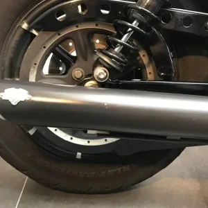 Harley Davidson XL883 Iron, 2015, 6723 miles, black, one owner - Image 4