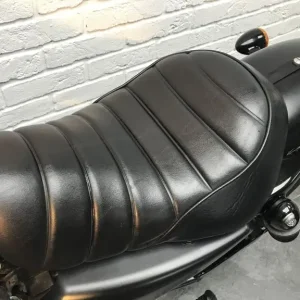 Harley Davidson XL883 Iron, 2015, 6723 miles, black, one owner - Image 8