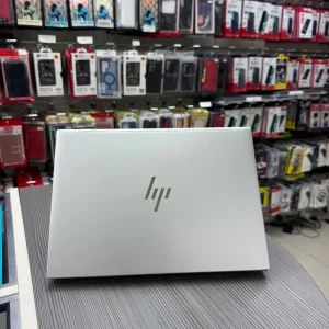 HP EliteBook 840 G10 8/256GB in Excellent Condition