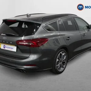 2024 Ford Focus 1.0 EcoBoost Hybrid ST-Line X 5-door Estate - Image 7