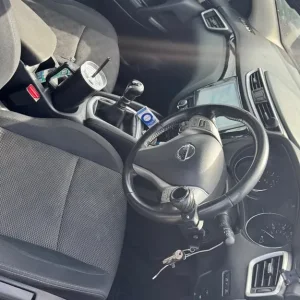 2014 Nissan Qashqai Hatchback Manual 5-door - Image 3