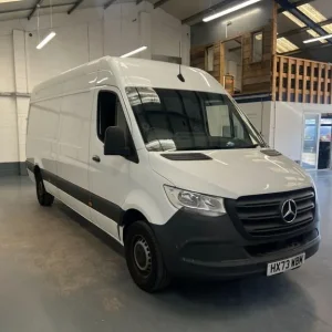 2023 Mercedes-Benz Sprinter 2.0 315 CDI Progressive RWD L3 H2 Euro 6 (s/s) 5dr Panel Van Diesel M... - Image 4