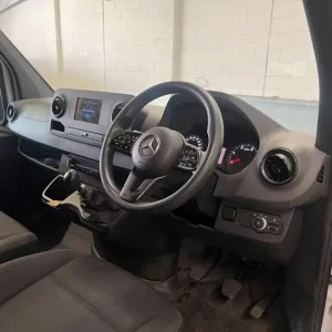 2023 Mercedes-Benz Sprinter 2.0 315 CDI Progressive RWD L3 H2 Euro 6 (s/s) 5dr Panel Van Diesel M... - Image 6