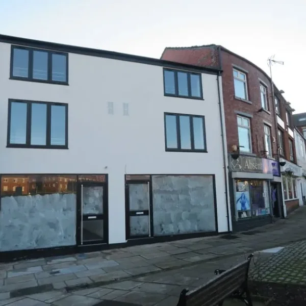 Commercial Premises To Rent / Shop To Rent