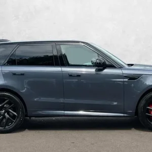 2025 Land Rover Range Rover Sport 3.0 D250 Edition Diesel - Image 5