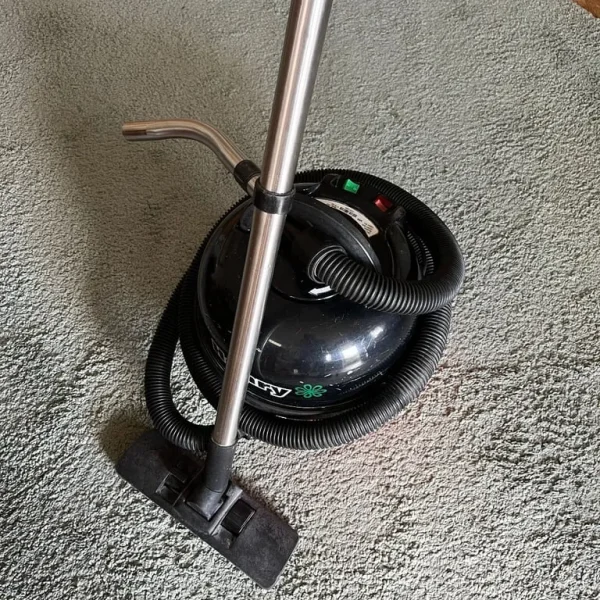 HENRY HVR200A-1 HIGH SPEED VACUUM CLEANER PREOWNED WORKING