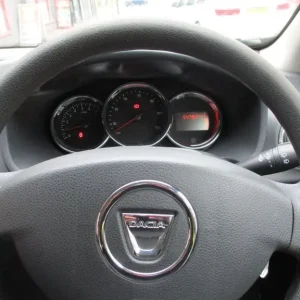 2015 Dacia Sandero 1.2 Ambiance Hatchback - Image 6
