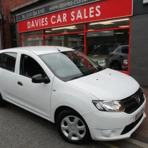 2015 Dacia Sandero 1.2 Ambiance Hatchback
