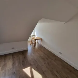 Double bedroom flat in Trowbridge, Wiltshire - Image 4