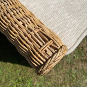 Wicker chair with cushion - Image 4